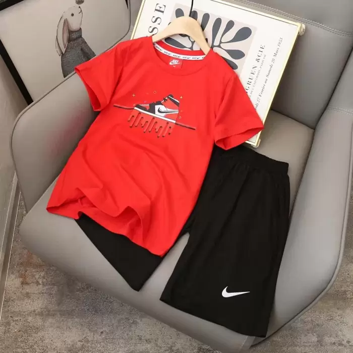 NZ$45 Cute Nike Clothes on Carousell