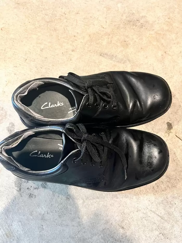 NZ$15 Black clark’s leather shoes